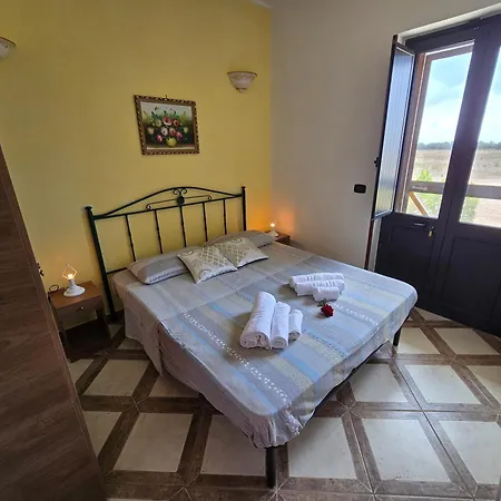 Agroturismo Molle Con Piscina Carpignano Salentino